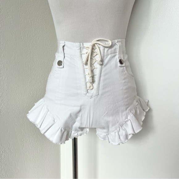 Eggie Ruffle Shorts - Picture 4 of 10